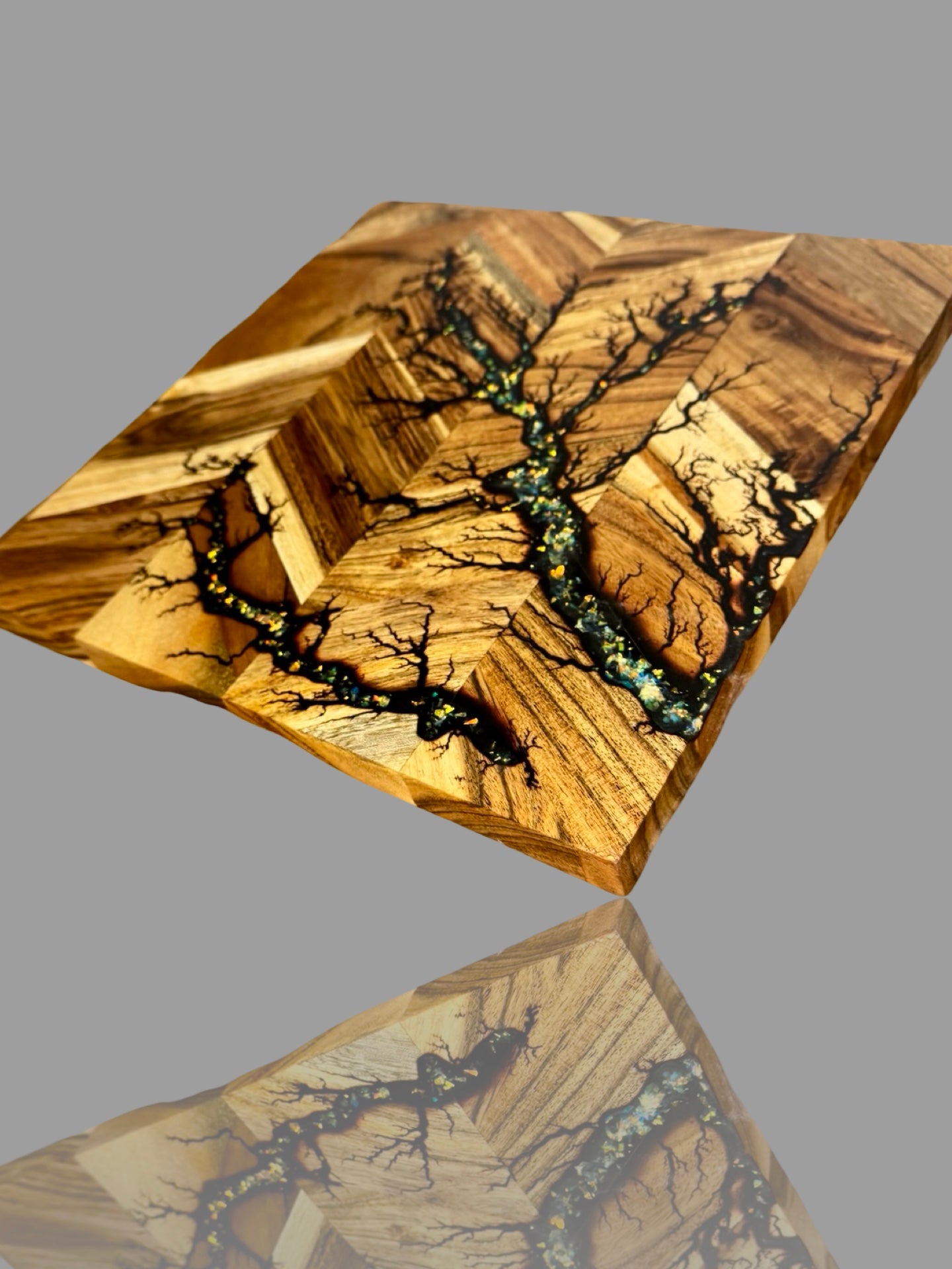 One-of-a-kind resin chopping board, artisan handcrafted timber board featuring fractal burn lightning art