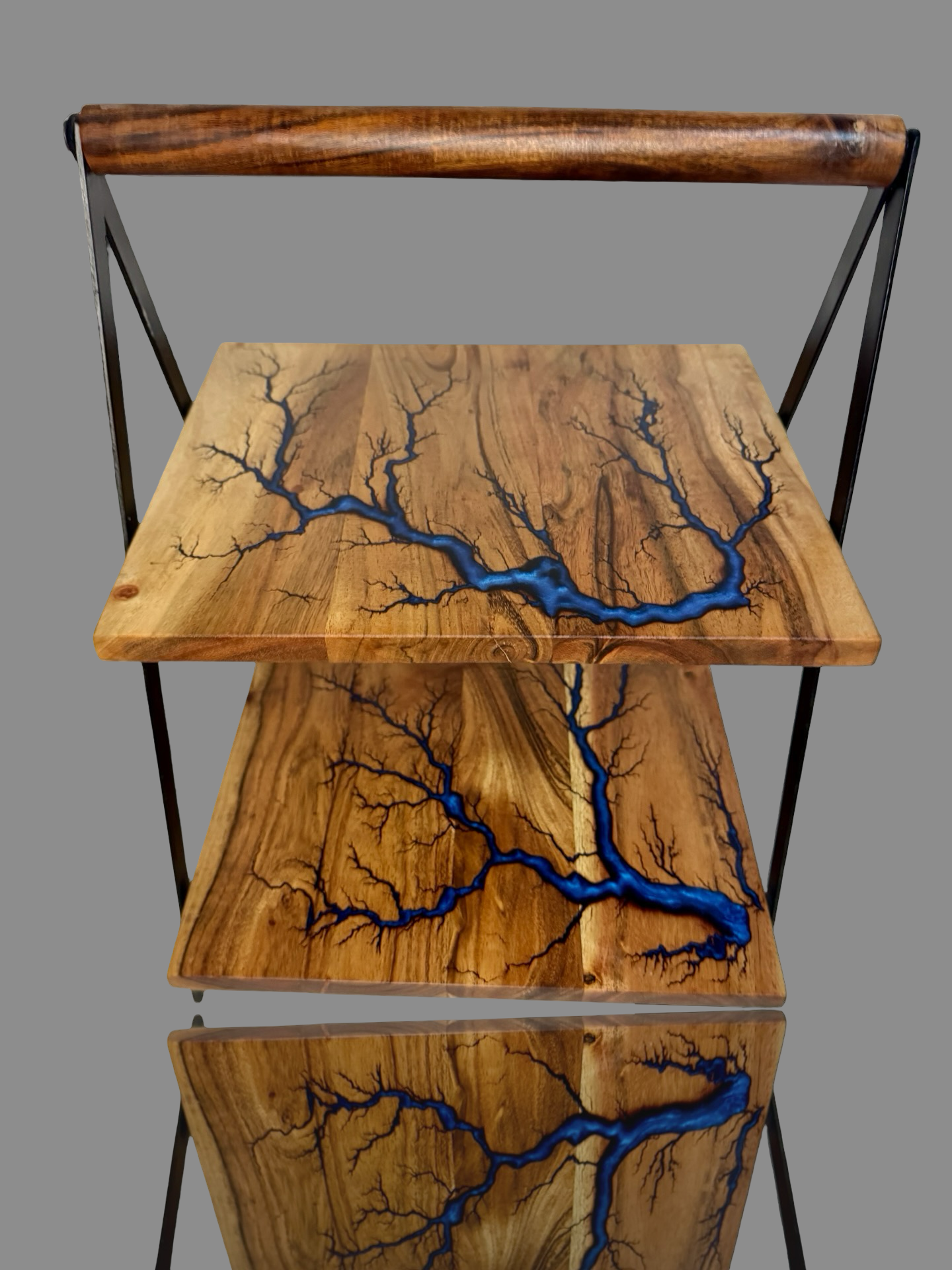 Two-tier resin and timber cake stand by Fractal Flow Designs – Modern display stand handcrafted in Bairnsdale, perfect for weddings, birthdays, and elegant dessert tables. Australian-made, food-safe, and gift-worthy
