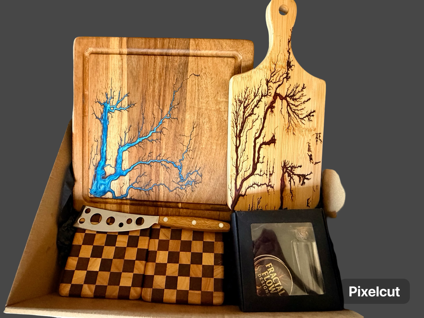 Resin Cheese Board Gift Box – Fractal Flow Designs