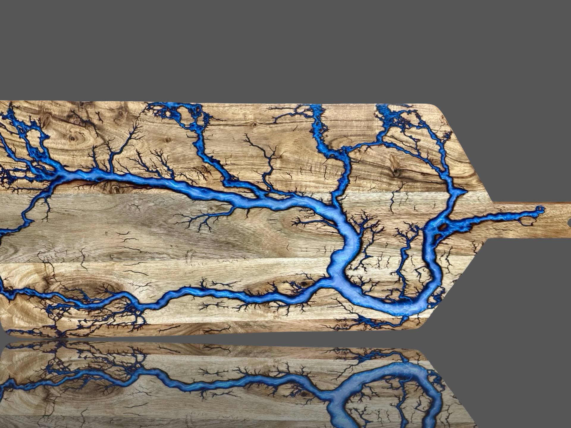 Large Resin Paddle Serving Board – Fractal Flow Designs | Handcrafted in Bairnsdale, Victoria – Fractal Flow Designs, Australian-made resin board from Bairnsdale Victoria