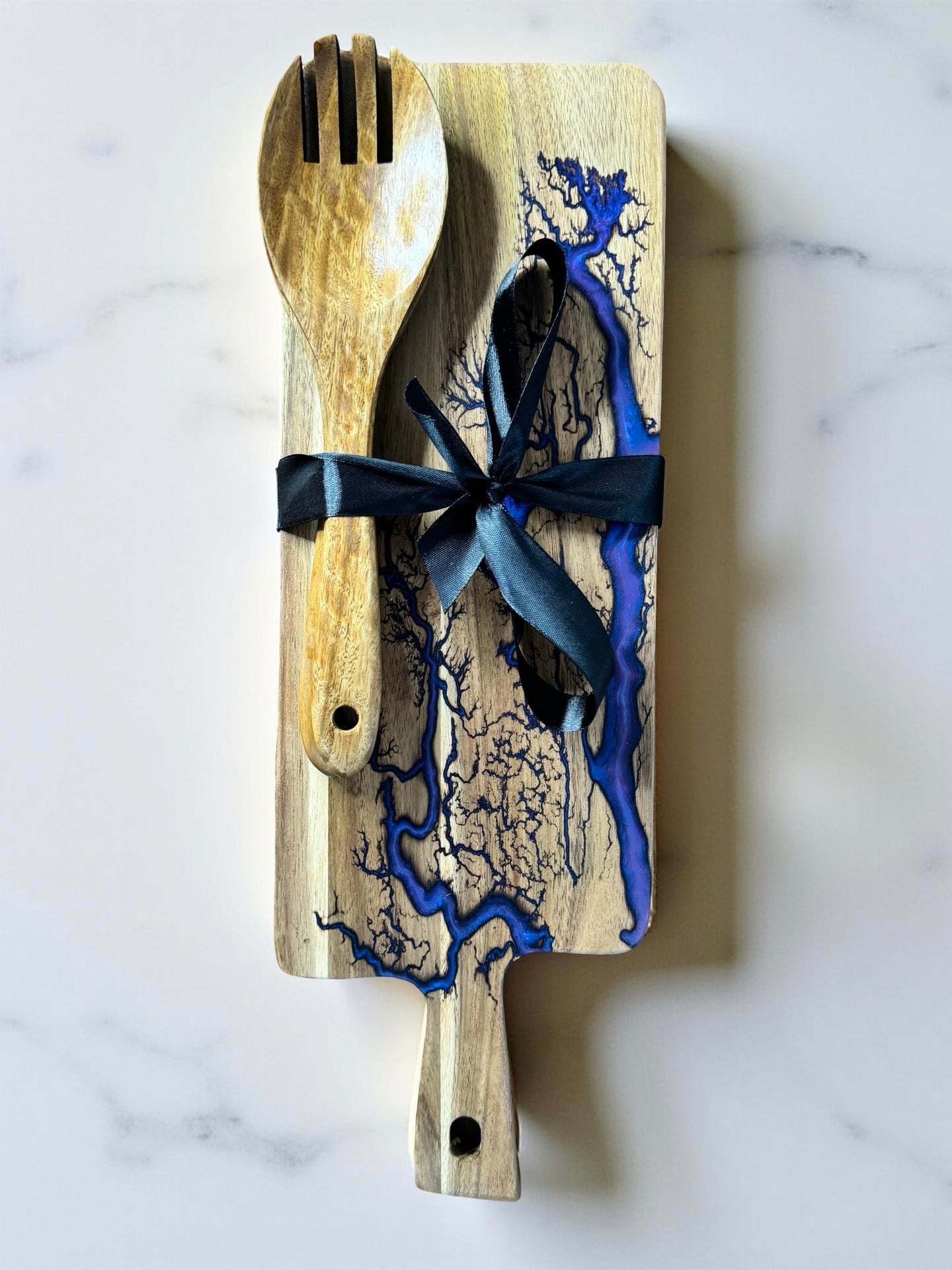 Purple resin art cheese platter rectangle with wooden utensils, Fractal Flow Designs, gifting