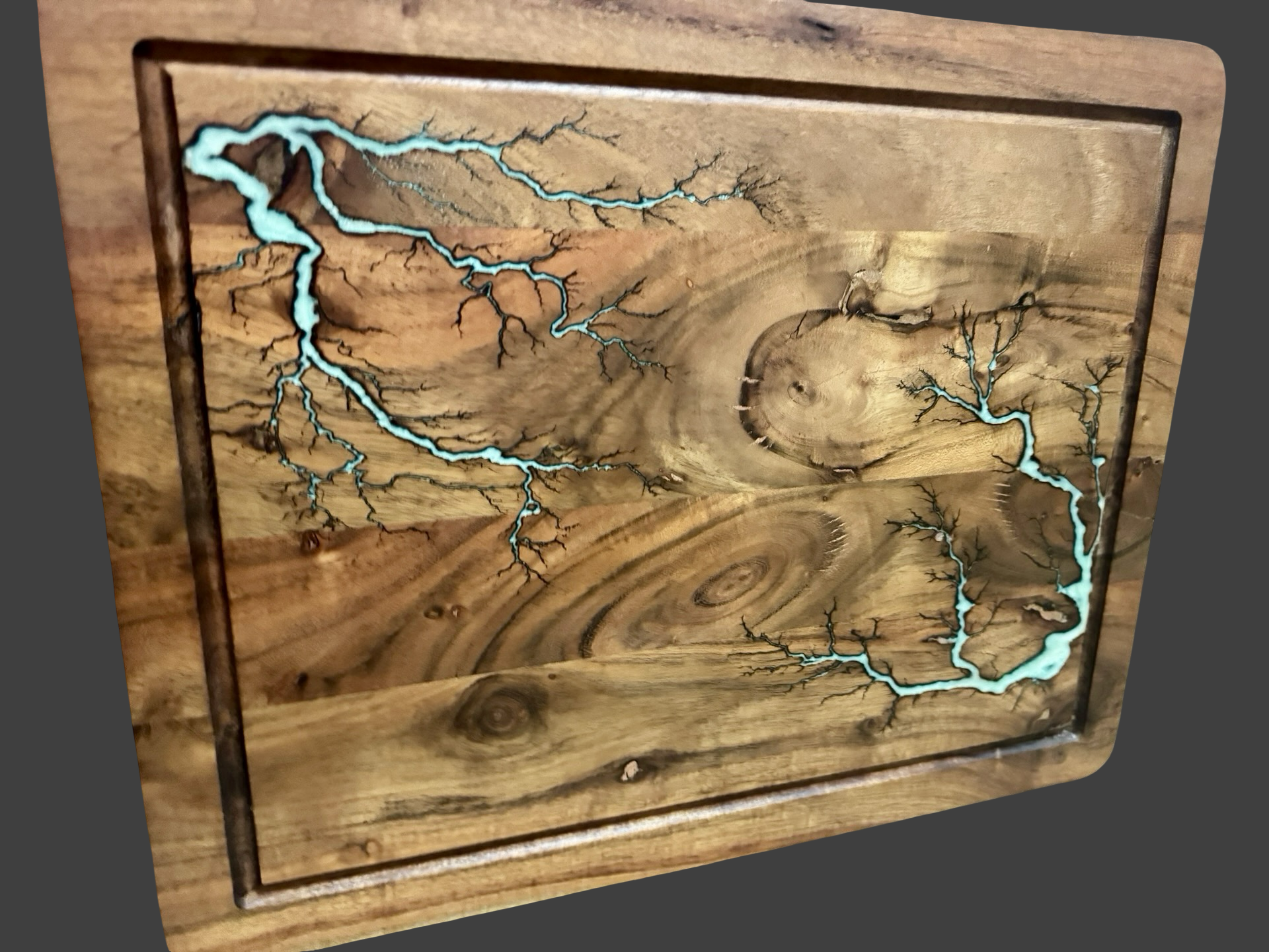 Australian-Made Resin & Electric Burnt Acacia Chopping Board – Fractal Flow Designs – Fractal Flow Designs, Australian-made resin board from Bairnsdale Victoria