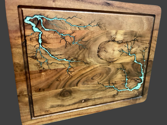 Australian-Made Resin & Electric Burnt Acacia Chopping Board – Fractal Flow Designs – Fractal Flow Designs, Australian-made resin board from Bairnsdale Victoria