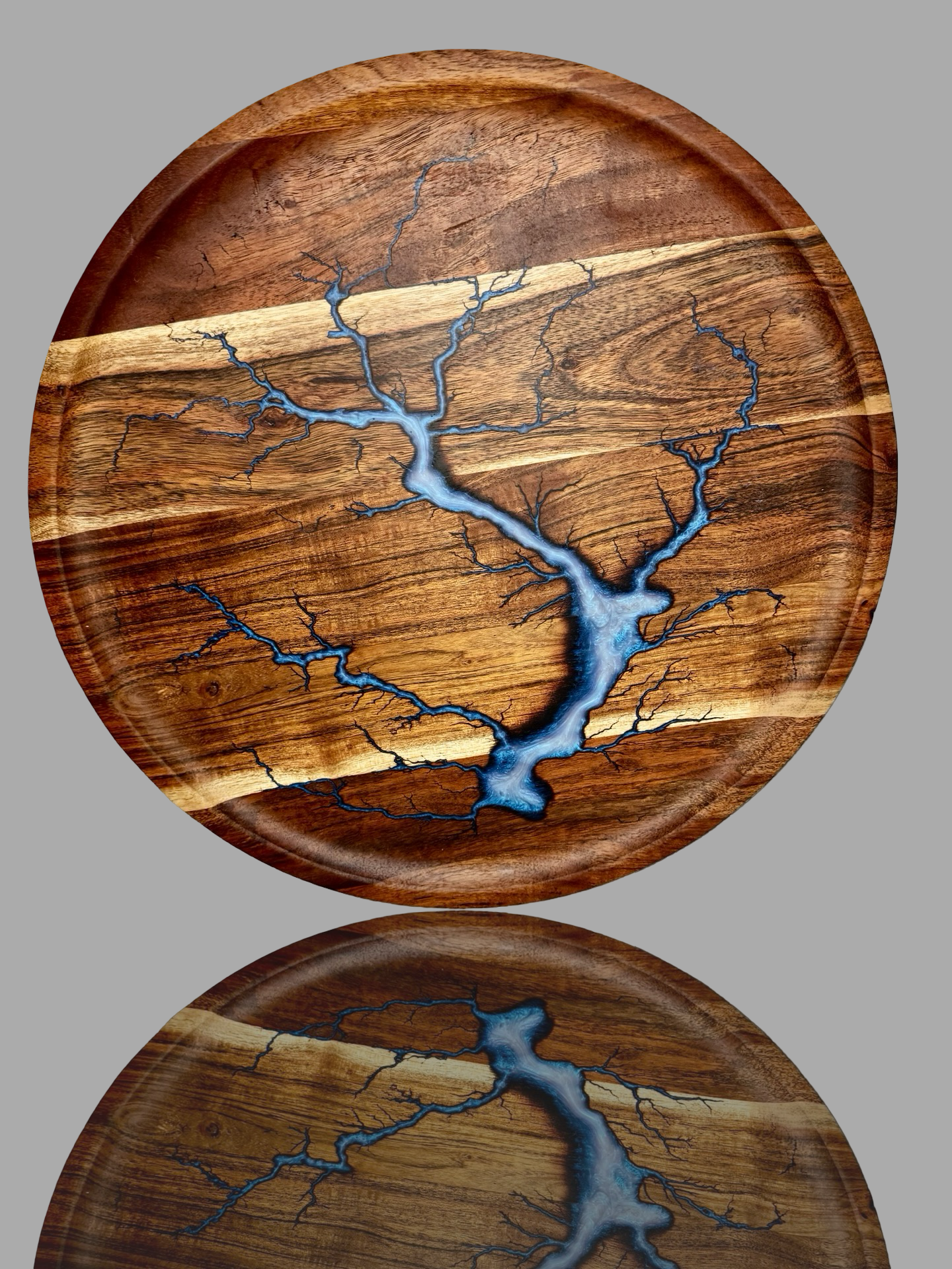 Premium Resin Serving Tray by Fractal Flow Designs - Perfect gifting - Australian Resin & Timber Boards (Bairnsdale, Victoria - Australia) – Fractal Flow Designs, Australian-made resin board from Bairnsdale Victoria