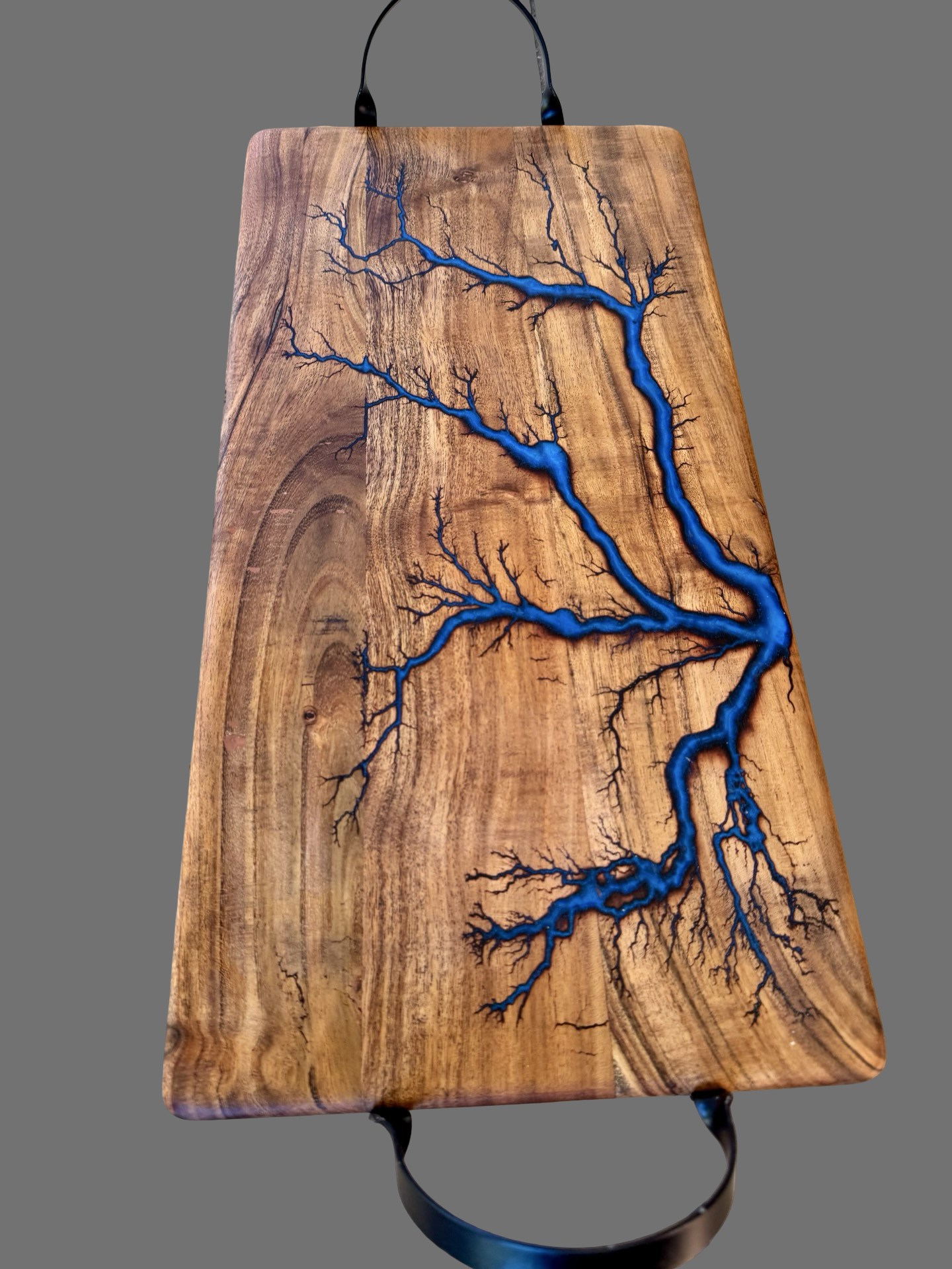 Sapphire Blue Resin Serving Board – Australia - Fractal Flow Designs